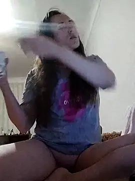 emeli moon online show from October 1, 2025, 7:53 pm