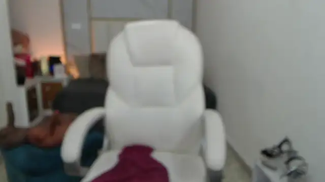 Snapshot of annita_cooper_ chatting on February 6, 2025, 4:25 pm annita cooper online show from February 6, 2025, 4:25 pm