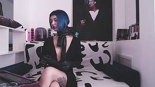 Snapshot of god_x_girl chatting on March 21, 2025, 10:06 am god x girl online show from March 21, 2025, 10:06 am