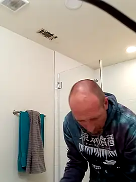 El Gizmo online show from February 28, 2025, 9:58 am