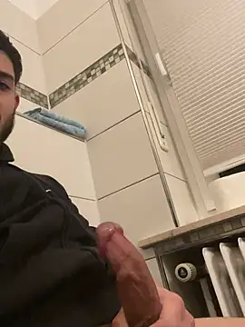 Snapshot of Furko_33 chatting on December 27, 2024, 1:00 am Furko 33 online show from December 27, 2024, 1:00 am