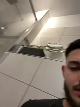 Snapshot of Furko_33 chatting on January 31, 2025, 5:10 pm Furko 33 online show from January 31, 2025, 5:10 pm