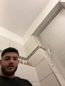 Snapshot of Furko_33 chatting on February 10, 2025, 4:58 pm Furko 33 online show from February 10, 2025, 4:58 pm