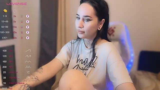 Snapshot of AnastasiaSun chatting on October 9, 2025, 6:06 pm AnastasiaSun online show from October 9, 2025, 6:06 pm