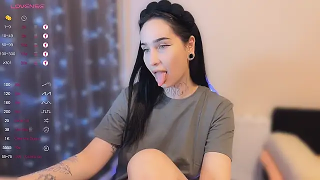 Snapshot of AnastasiaSun chatting on October 18, 2025, 3:35 pm AnastasiaSun online show from October 18, 2025, 3:35 pm