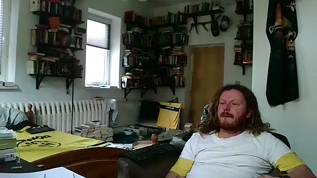 sunr1sa online show from November 28, 2025, 2:31 pm