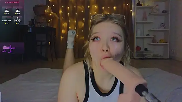 May aster online show from March 4, 2025, 5:21 am