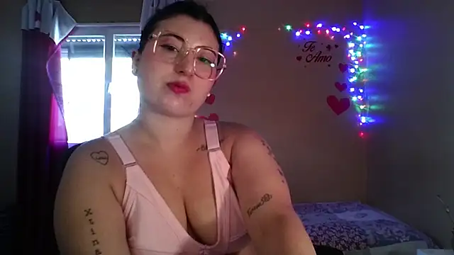 imsohornydacom online show from February 10, 2026, 6:01 pm