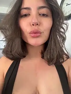 sukhakunis1 online show from February 12, 2026, 3:18 pm