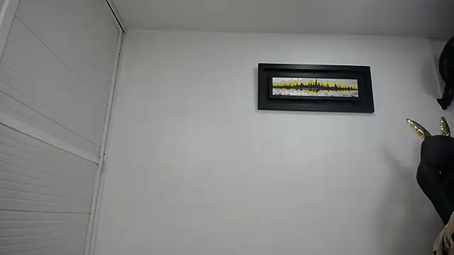 dayadubey  online show from February 17, 2025, 4:26 pm