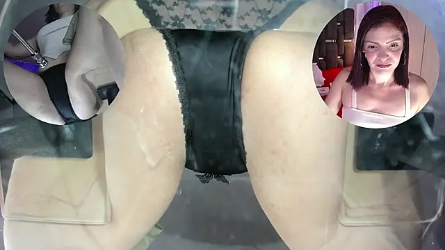 KatteMoss online show from November 20, 2025, 8:30 pm