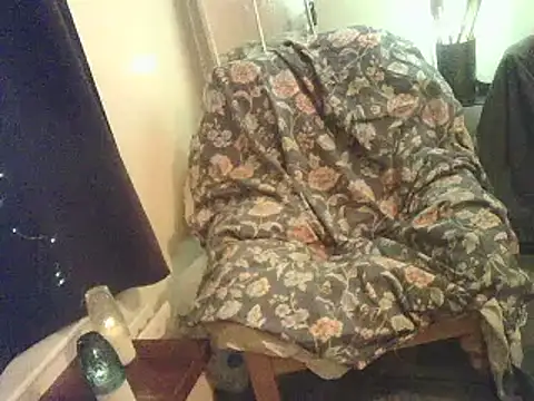 Snapshot of DaddyQuimHot chatting on February 7, 2025, 1:47 am DaddyQuimHot online show from February 7, 2025, 1:47 am