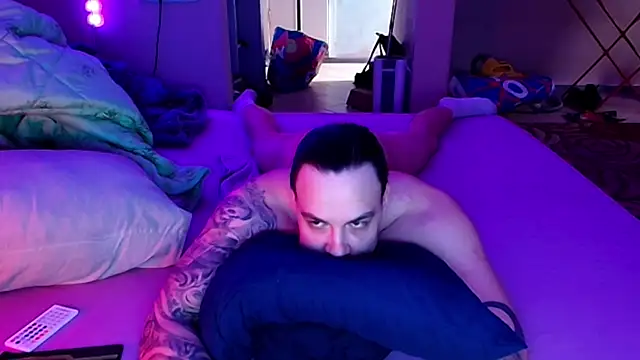 baphomet from ice online show from April 11, 2026, 5:23 am