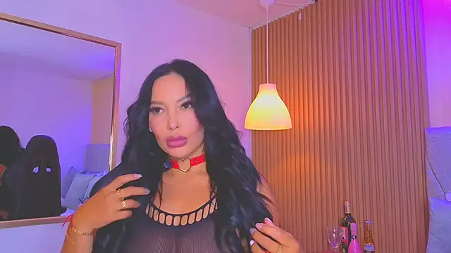 Dakota diaz  online show from April 5, 2026, 7:33 pm