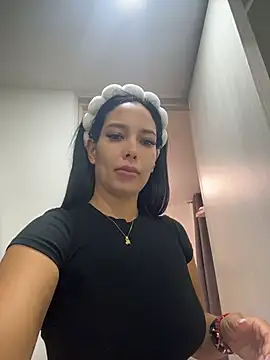 Dakota diaz  online show from May 31, 2026, 12:52 am