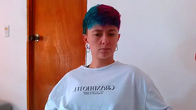 tomboyblue online show from July 3, 2026, 3:29 pm