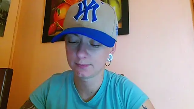tomboyblue online show from July 22, 2026, 6:11 pm