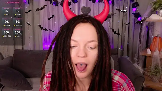 Snapshot of CoreyJane chatting on October 29, 2025, 4:48 am CoreyJane online show from October 29, 2025, 4:48 am