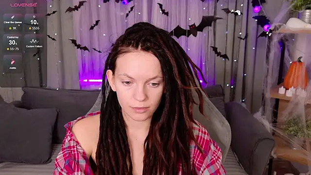 Snapshot of CoreyJane chatting on November 2, 2025, 5:43 am CoreyJane online show from November 2, 2025, 5:43 am