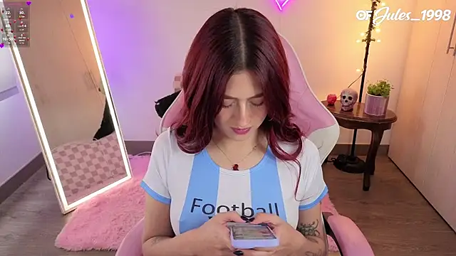 violet ch online show from March 27, 2026, 7:35 pm