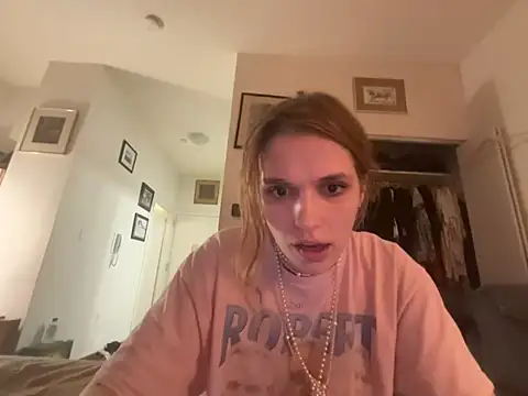cherrypie2929 online show from May 10, 2026, 7:13 am