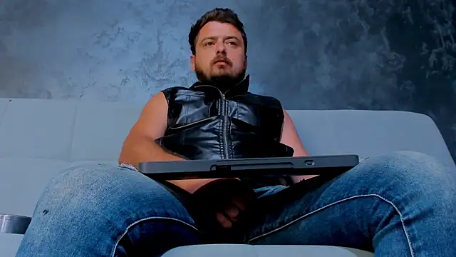 Snapshot of Master_Mark_Wayne chatting on July 10, 2026, 4:39 am Master Mark Wayne online show from July 10, 2026, 4:39 am