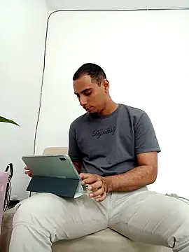 bonehur online show from February 6, 2026, 9:51 pm