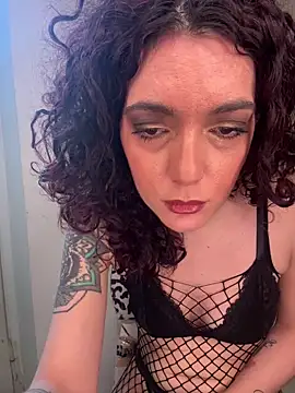 Snapshot of Strawberry_queen91 chatting on February 19, 2026, 2:02 pm Strawberry queen91 online show from February 19, 2026, 2:02 pm