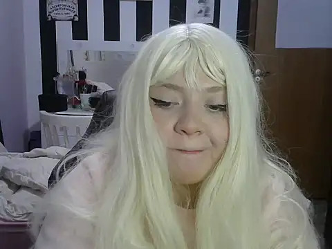 RuthBunny online show from August 6, 2026, 1:46 pm