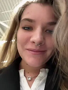 Holy Tereza online show from March 21, 2025, 3:13 pm