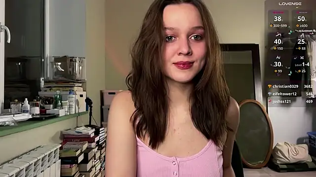 Addelin Moon online show from November 1, 2025, 3:25 pm