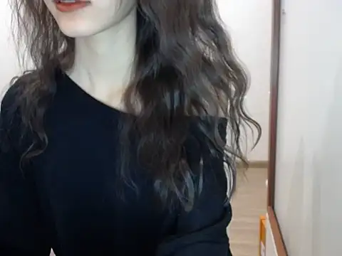 LiDonnaa online show from February 9, 2025, 2:18 pm