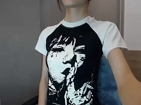 LiDonnaa online show from September 29, 2025, 10:53 am