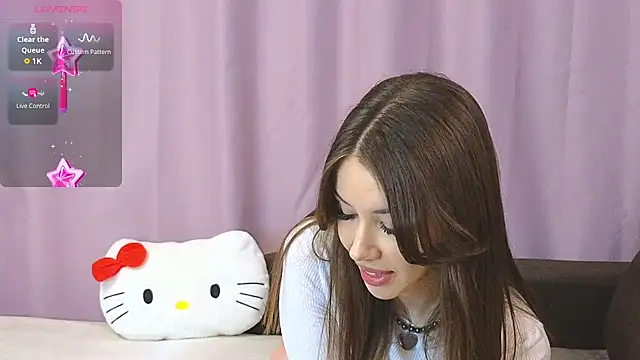 ellie kramer online show from March 29, 2026, 8:31 pm