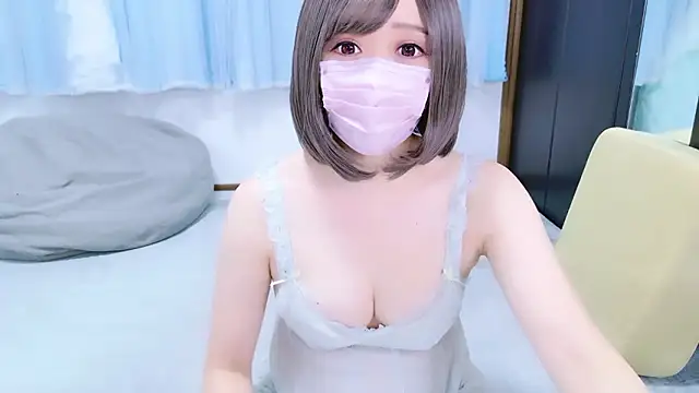 -YU- online show from December 5, 2025, 5:42 pm