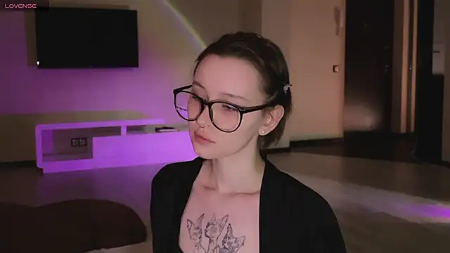 yourconcept online show from March 6, 2025, 7:32 pm