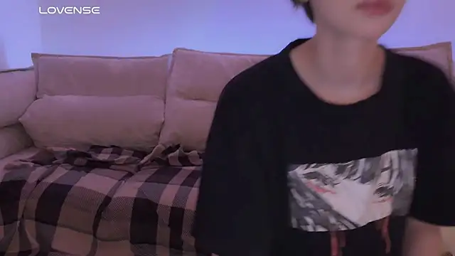 yourconcept online show from November 1, 2025, 6:10 pm