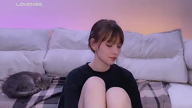 yourconcept online show from November 9, 2025, 6:17 pm