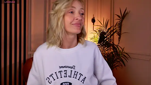 sexuallycorrecte online show from April 6, 2026, 6:47 am