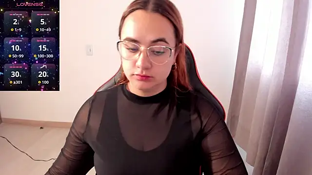 maryluna95 online show from November 26, 2025, 7:59 pm