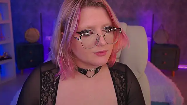 CoolTatis online show from June 3, 2026, 2:33 pm