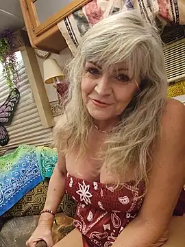Snapshot of annika_lately chatting on July 8, 2026, 3:55 am annika lately online show from July 8, 2026, 3:55 am