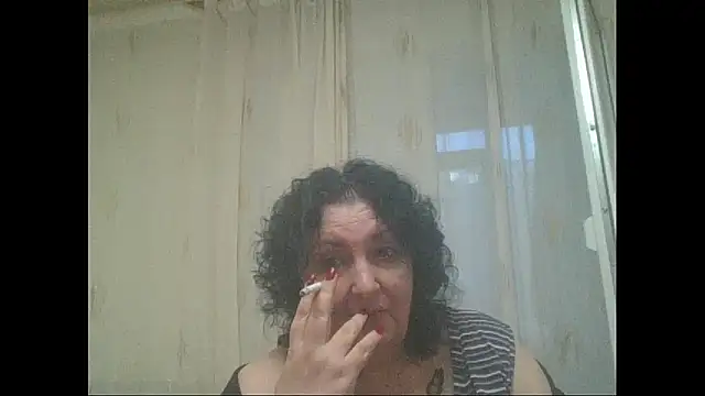 maturekorine online show from May 19, 2026, 5:41 pm