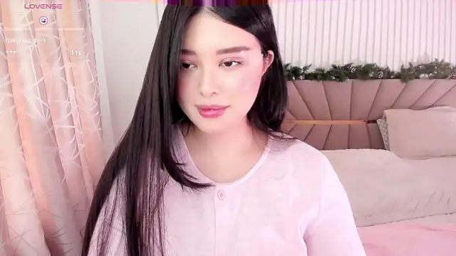 tenderlybaee online show from January 17, 2025, 8:13 am