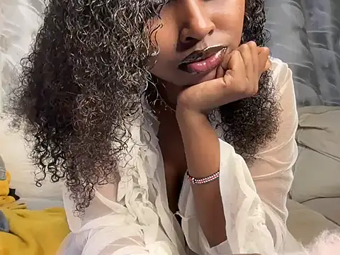 Chocolate queen2 online show from March 5, 2026, 9:05 am