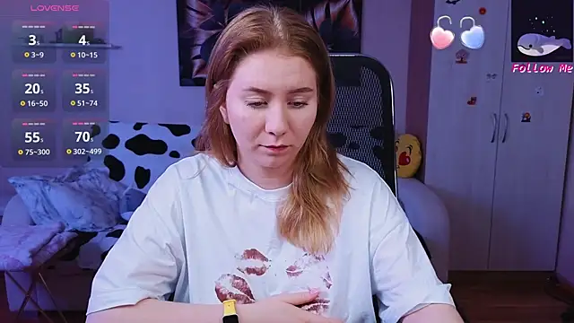 D0nna  online show from October 11, 2025, 6:56 am