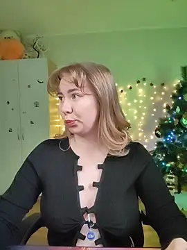 D0nna  online show from January 7, 2026, 9:50 pm