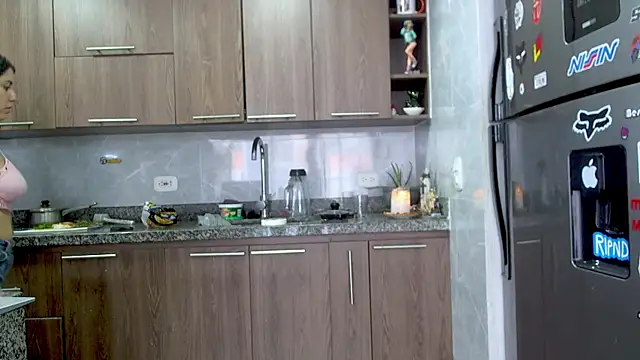 adan eva960 online show from March 10, 2025, 6:23 pm