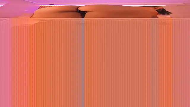 Snapshot of EmilyHaan chatting on September 30, 2025, 8:14 pm EmilyHaan online show from September 30, 2025, 8:14 pm