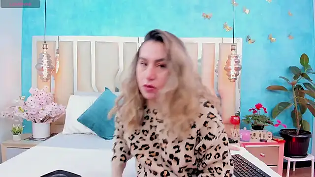 RubbyTaylor online show from March 28, 2026, 11:32 am